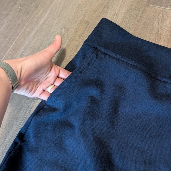 CAbi, Double Layer Knit Mini Skirt, Navy Blue, Sz 16 - Picture 8 of 9